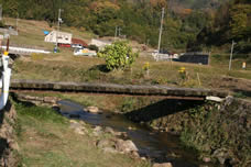 地区を東西に流れる内川